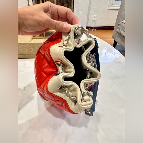 SALE!!!! CHANEL Lambskin Quilted Cuba Drawstring Tote Red White Blue - Picture 2 of 12